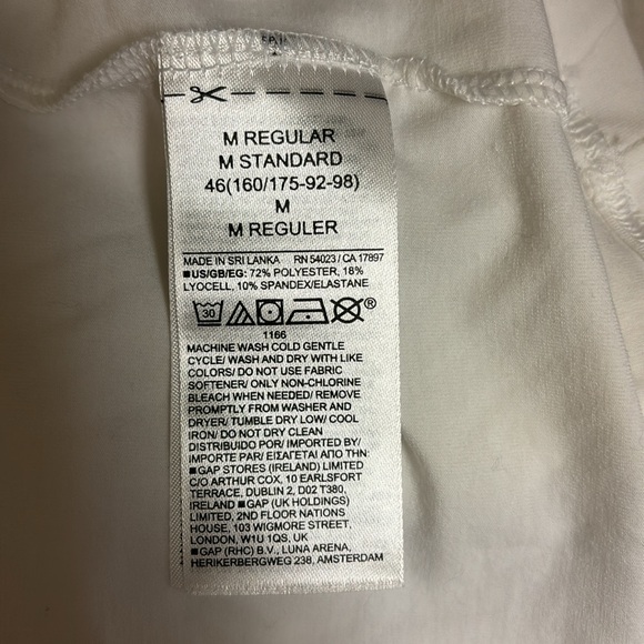 Gap Maternity White Tee Shirt Size M. - Picture 3 of 3